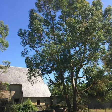 Le Manoir Des Doyens Panzió 3*