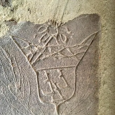 Le Manoir Des Doyens Bed & Breakfast