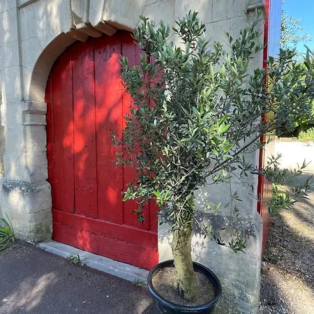 Le Manoir Des Doyens Bed & Breakfast Bayeux