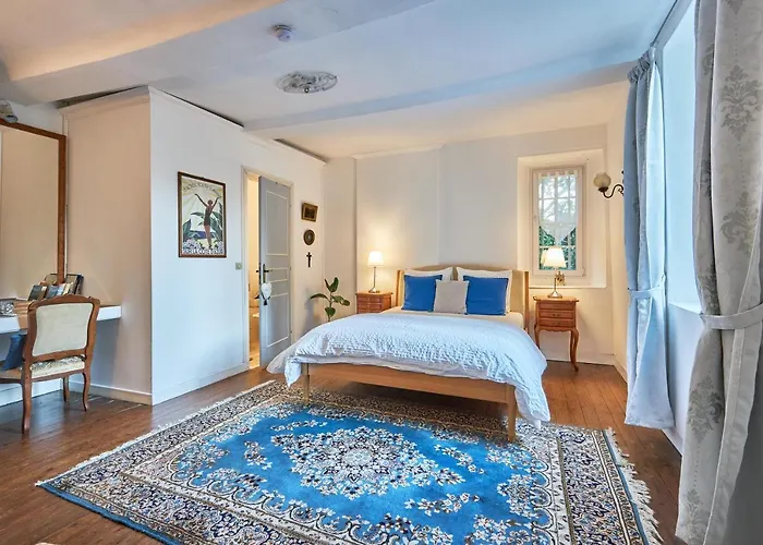 Le Manoir Des Doyens 3*